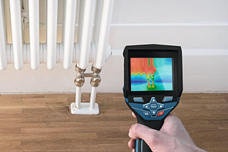 Máy đo nhiệt hồng ngoại Bosch GTC 400C