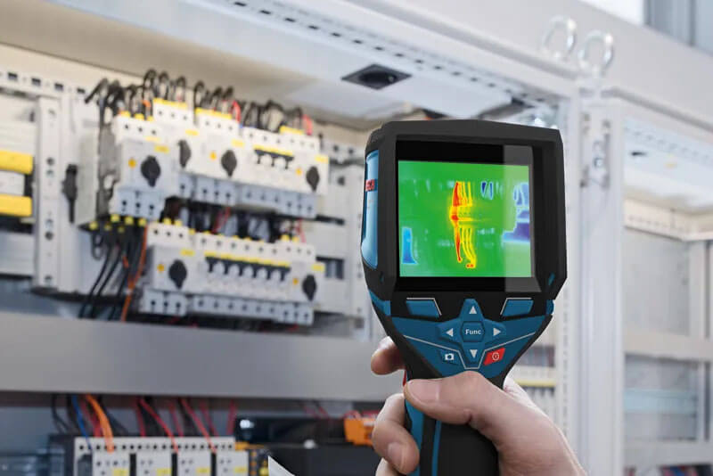 Máy đo nhiệt hồng ngoại Bosch GTC 400C