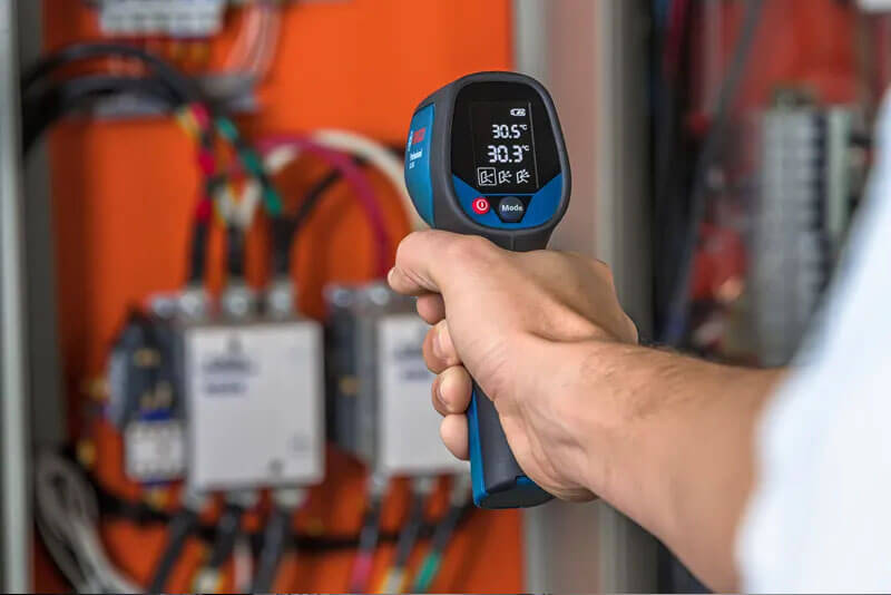 Máy đo nhiệt độ Bosch GIS 500