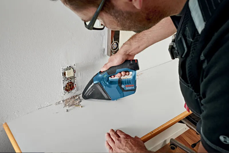 Máy hút bụi dùng pin 12V Bosch GAS 12V-LI