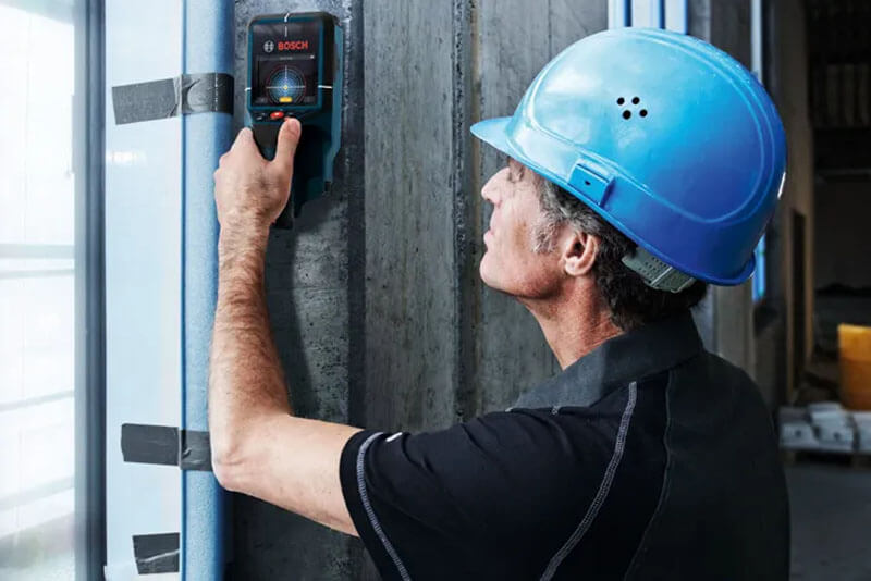 Máy dò kim loại đa năng Bosch D-Tect 200C