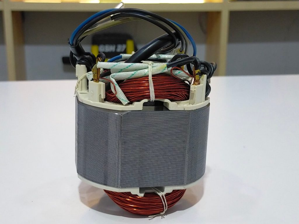 Stator máy cưa bàn Makita MLT100 (JM27000302)