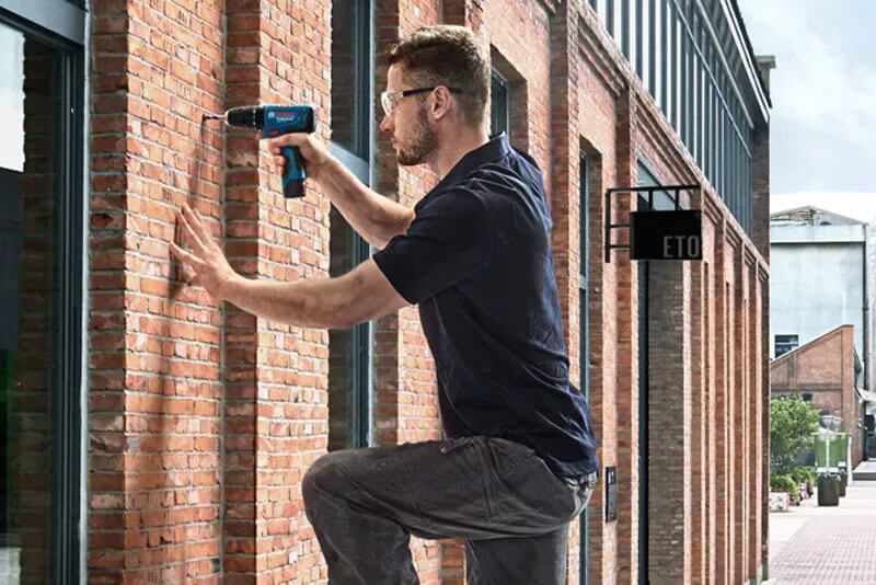 Máy khoan động lực pin 12V Bosch GSB 120-LI GEN II