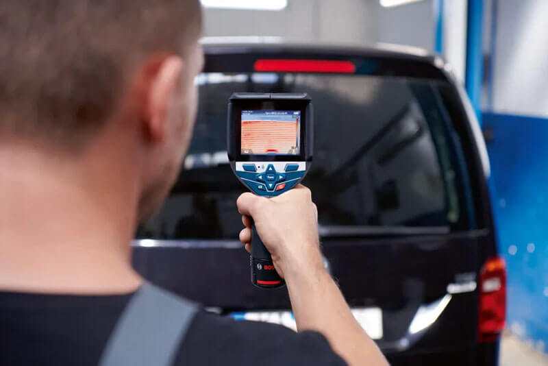 Máy dò phổ nhiệt Bosch GTC 600C