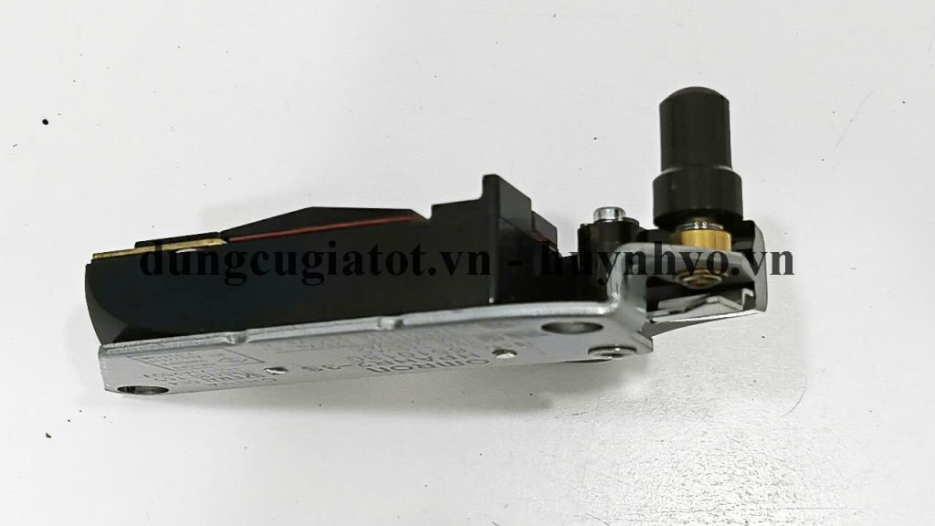 Công tắc máy chà nhám băng 9401 Makita 651018-0