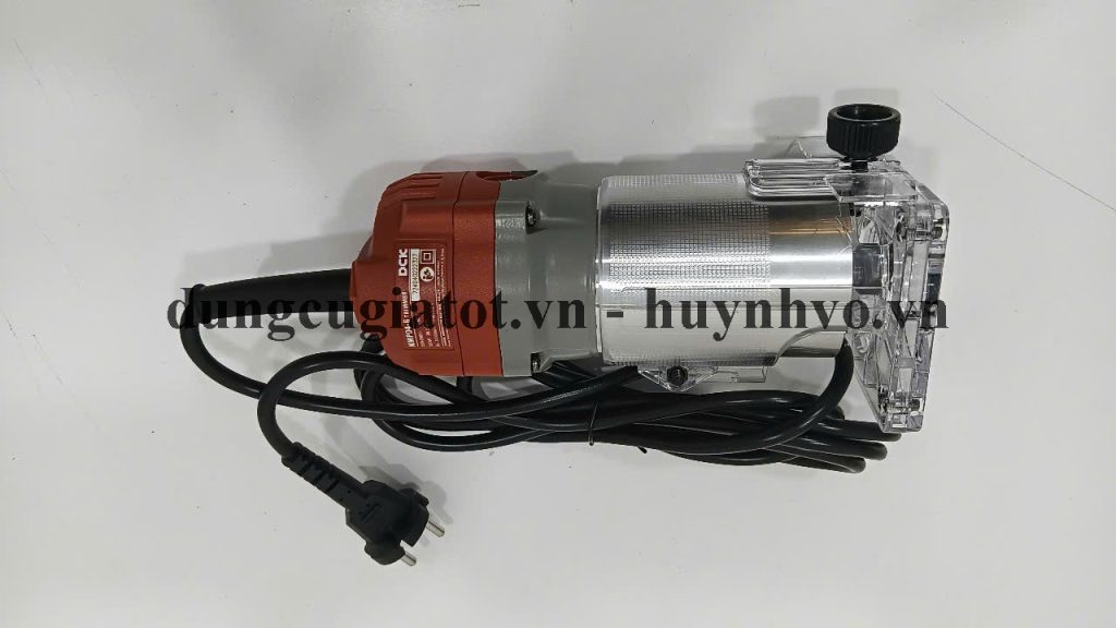 Máy phay DCK KMP04-6