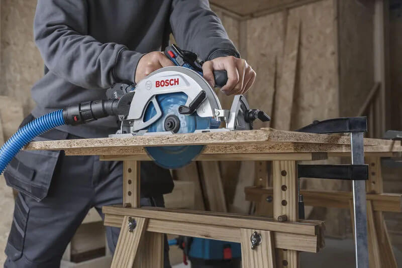 Máy cưa đĩa dùng pin 18V Bosch GKS 18V-68-2 